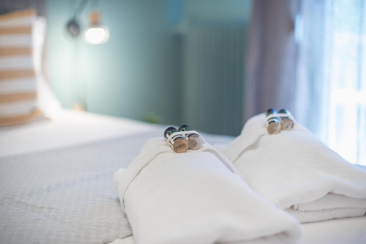 City Suite By Cloudkeys Athens Ngoại thất bức ảnh